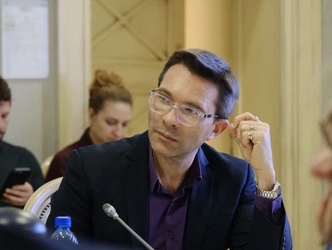 Анатолий Фарафонов на заседании круглого стола